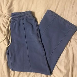 aerie flared blue sweatpants (size small)
